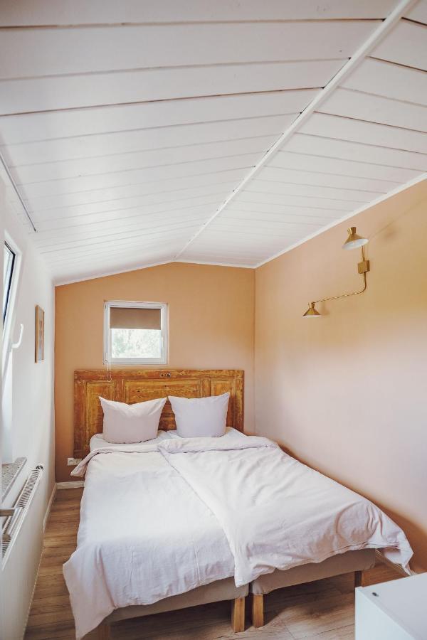 Stadthytte Ferienhaus รอสต็อค ภายนอก รูปภาพ